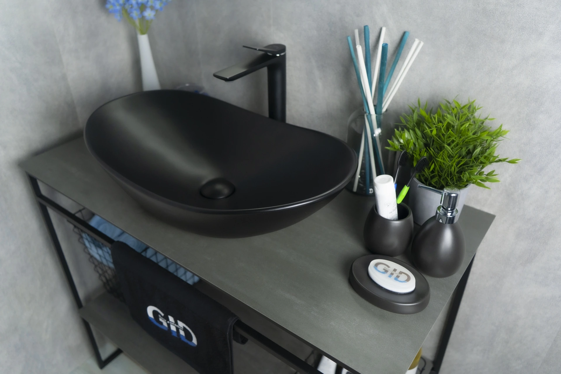 Раковина Gid Bm9811 53337 накладная черная матовая 61x37x15