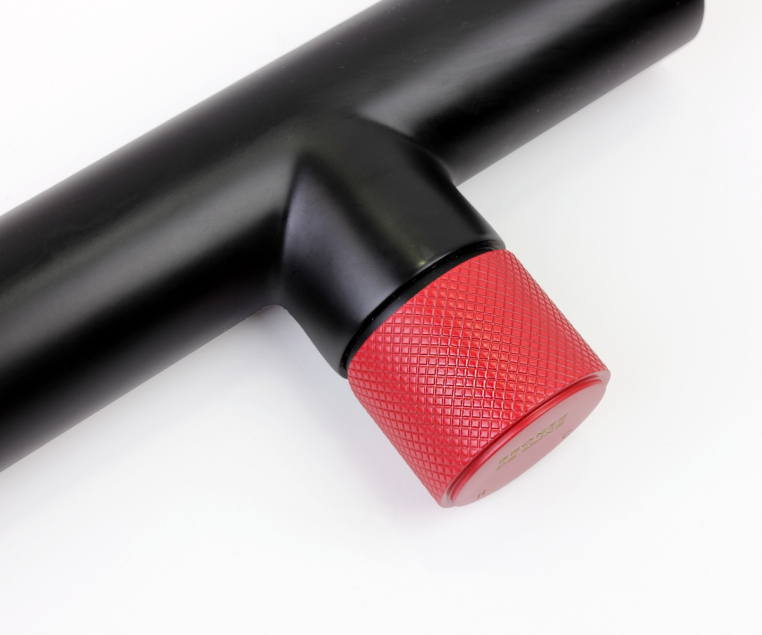 Смеситель настенный AVANGARDE черный, красный (2021RH)