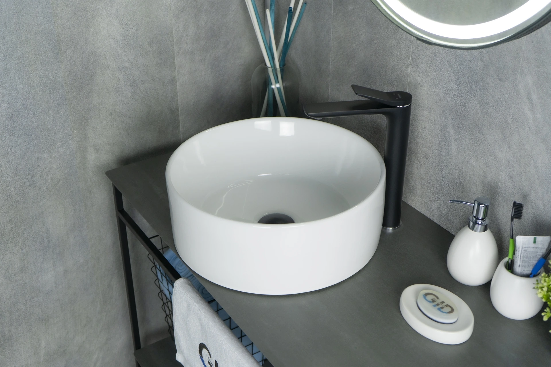 Раковина Gid N9011 51105 накладная белая 40x40x15