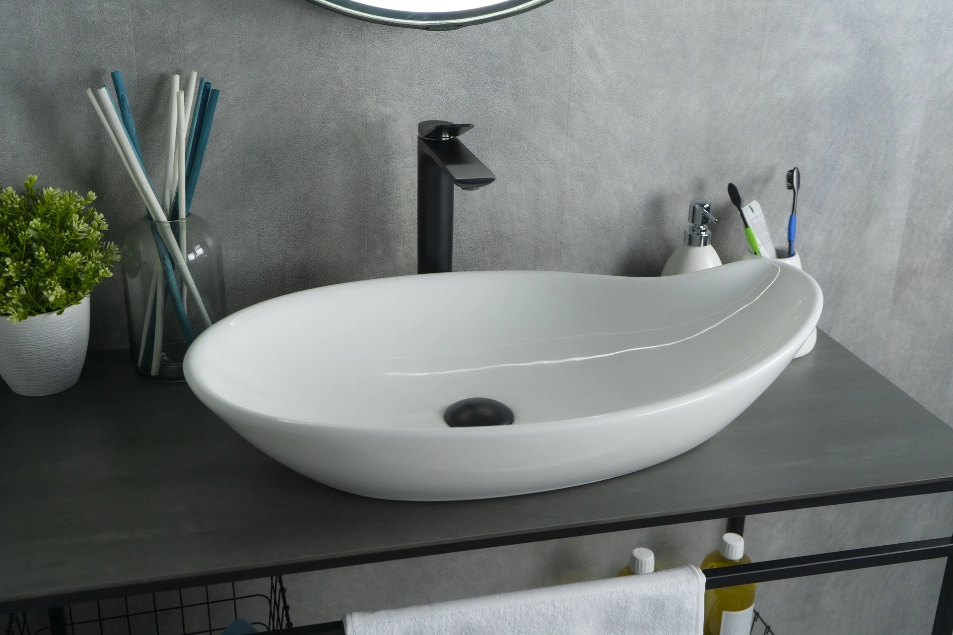 Раковина Gid N9052 51116 накладная белая 65x38x14