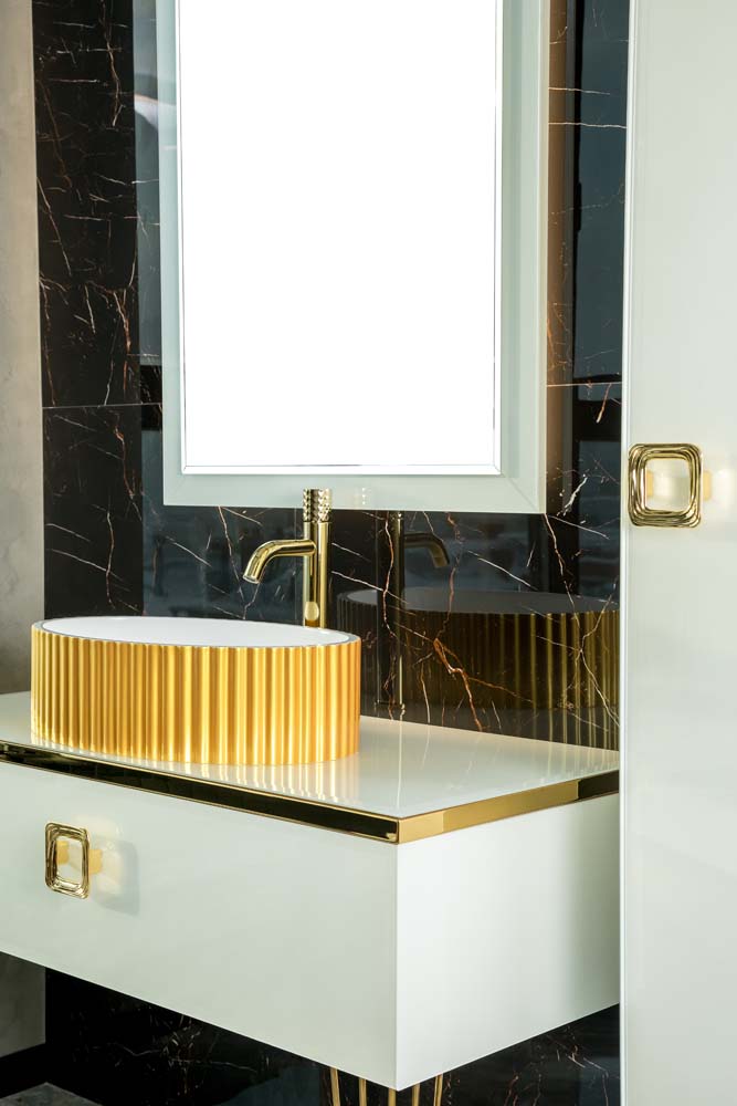 Зеркало Dolce Жемчужный белый 105x70см